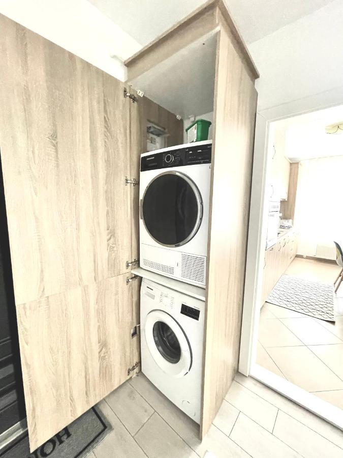 Sisi Apartman Szucsáva Kültér fotó