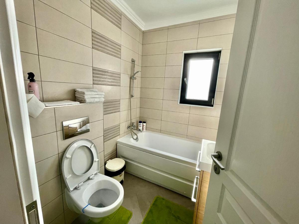 Sisi Apartman Szucsáva Kültér fotó